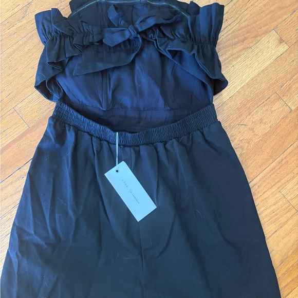 Strapless Black Ruffle Top - Picture 3 of 5